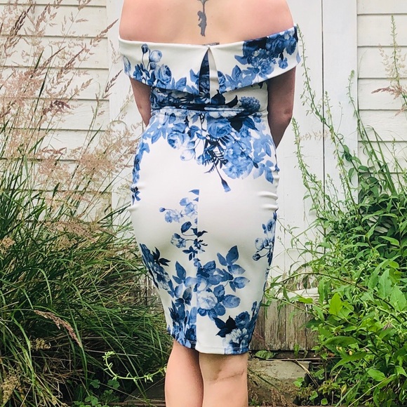 Off The Shoulder Stretch Bodycon Dress - Picture 6 of 6